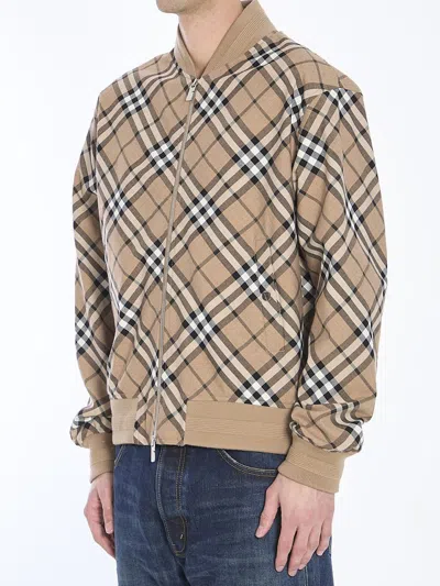 Burberry Mens Linden Ip Check Check-pattern Relaxed-fit Wool-blend Bomber Jacket In Beige
