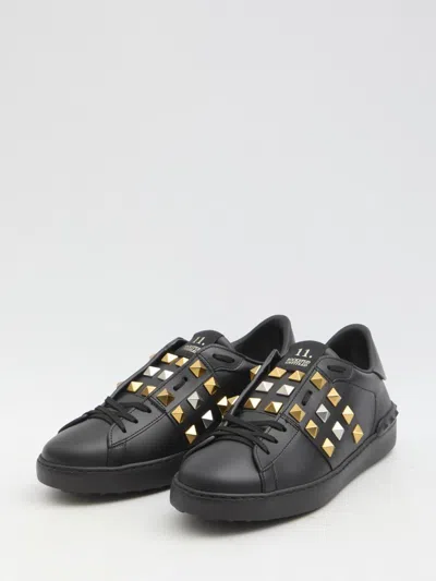 Valentino Garavani Men Rockstud Untitled Sneakers In Black