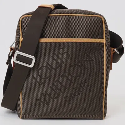 Pre-owned Louis Vuitton Earth Damier Geant Shoulder Bag ()