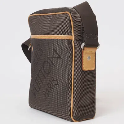Pre-owned Louis Vuitton Earth Damier Geant Shoulder Bag ()