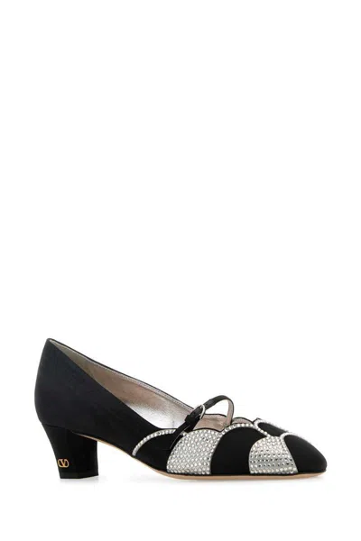 Valentino Garavani Women Black Fabric Bowow Pumps In Black