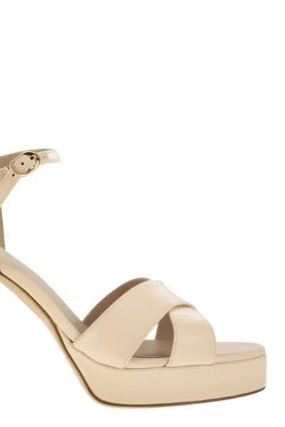 Stuart Weitzman Dayna - Leather Platform Sandal In Beige
