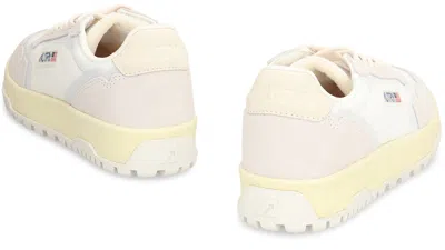 Autry Wildpace Low Sneakers With Textured Mesh In White