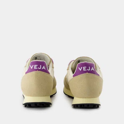 Veja Sdu Colorblock Jute Raffia Runner Sneakers In Neutral