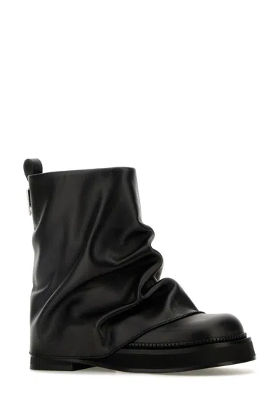Attico 'mini Robin' Black Ankle Boots With Logo Plaque On The Rear And Pull-tab At The Heel In Black