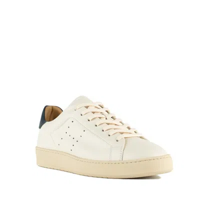 Hogan Cassetta Pelle Bianco Sneakers With Contrasting Blue Spoiler In White, Blue