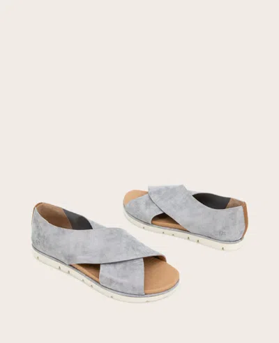 Gentle Souls - Leslie X Band Metallic Tread Sole Sandal In Silver Leather