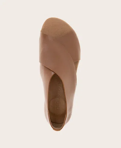 Gentle Souls Leslie Flat Sandal In Luggage Leather
