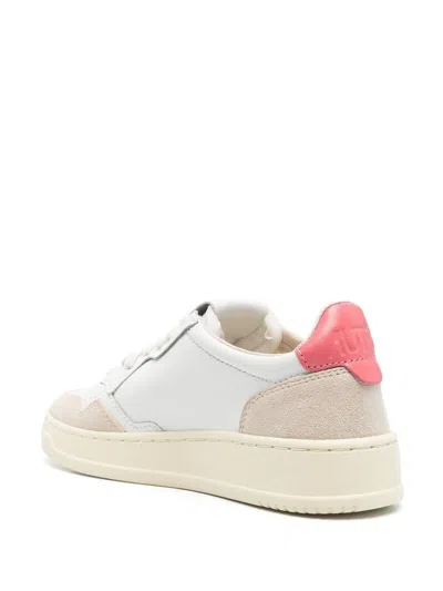 Autry Medalist Sneakers In White Leather With Fuchsia Heel In White