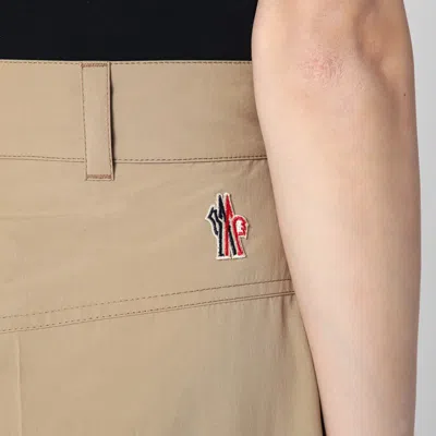 Moncler Logo Patch Straight Cargo Pants In Beige