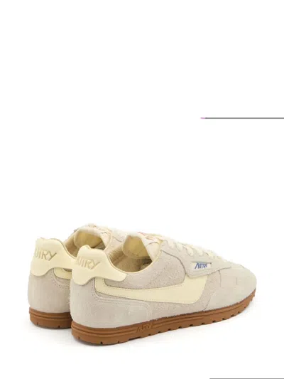 Autry "windspin" Low Sneaker In Neutrals