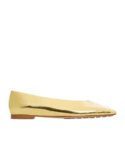 Bottega Veneta Gold Sofia Ballerina Flats In Nude