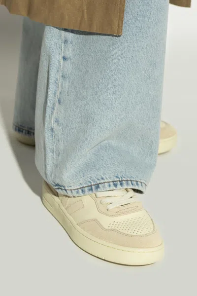 Veja Leather V-90 Sneakers In Beige