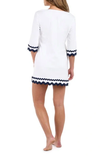 La Blanca Poolside V-neck Tunic Coverup In White