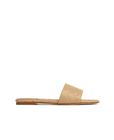 Shop Bottega Veneta Braided Pattern Amy Flat Mule Shoes In Beige