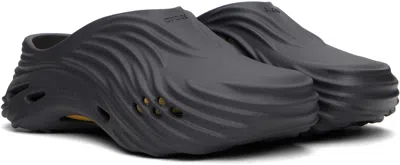 Crocs Echo Wave Sandals In Black Sand