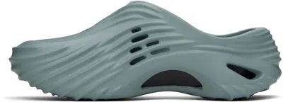 Crocs Blue Echo Wave Clogs In Pond