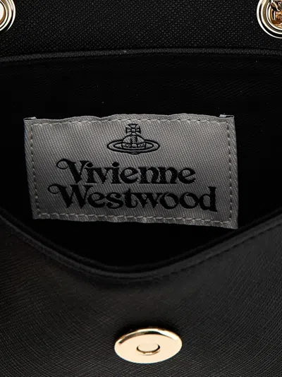 Vivienne Westwood Purse Chain-link Strap Gold-tone Hardware In Black