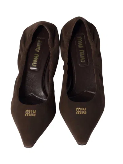 Miu Miu 55 Ruched Suede Pumps In Brown