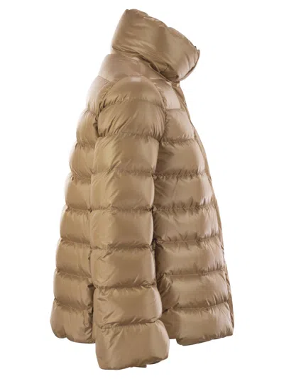 Fay Feather Cape With Hook In Brown