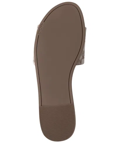 Dkny Women's Waltz Flat Sandal In Bone