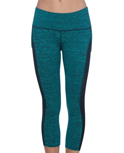 Body Glove Apex Capri Leggings In Mint In Green