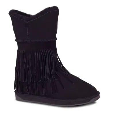Cloud Nine Women's Classic Fringed Sheepskin Boot In Black In Black