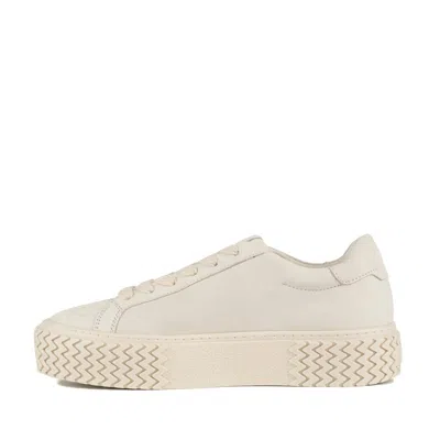 Copenhagen Snkeakers With Cream Grooved Platform Sole In White
