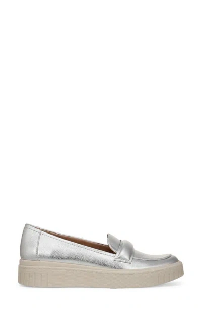 Lifestride Women's Geneva Closed Round Toe Platform Penny Loafers In Silver