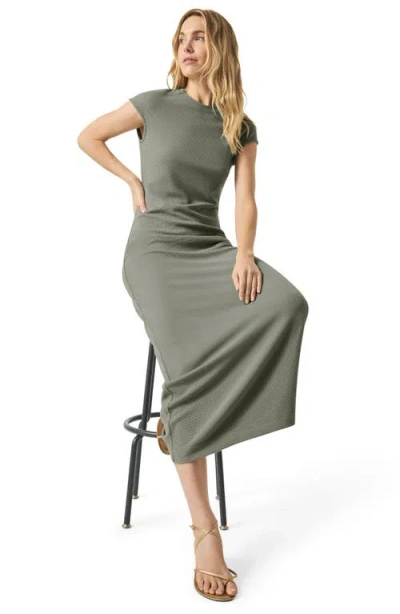 Splendid Cap Sleeve Waffle Scuba Maxi Dress In Soft Vob