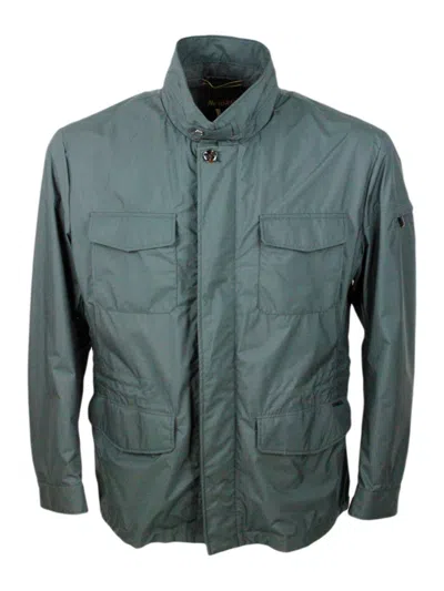 Moorer Fieldsd Jacket Made Of Waterproof Technical Fabric. Patch Pockets On The Chest And Adjustable Drawst In Green