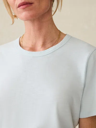 Faherty Sunwashed Regenerative Cotton Essential T-shirt In Sky