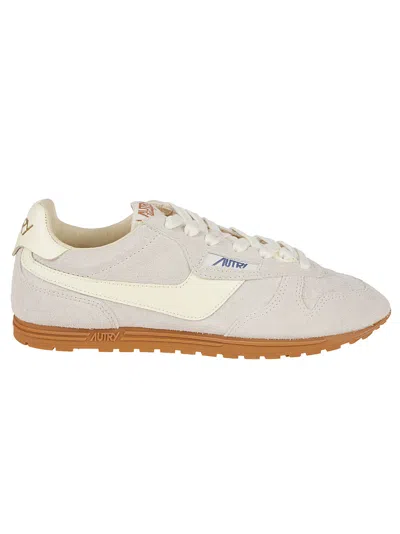 Autry "windspin" Low Sneaker In Beige