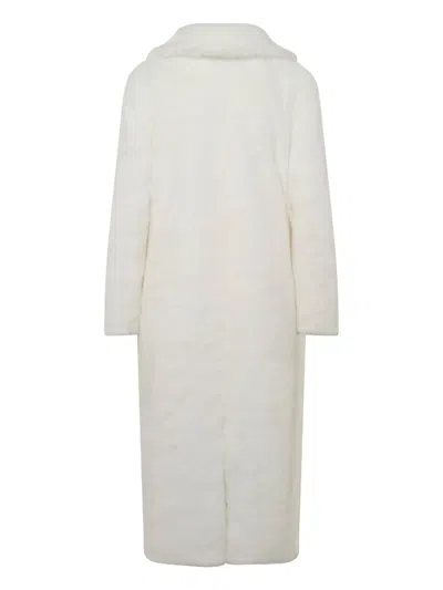 Unreal Fur Romantique Coat In 白色