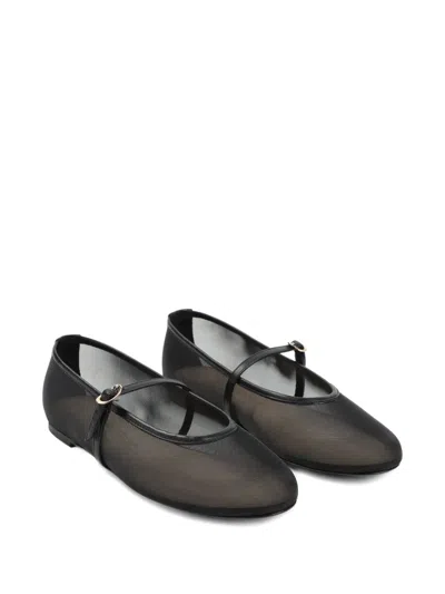 Stuart Weitzman Bareitall Ballet Flats In Schwarz