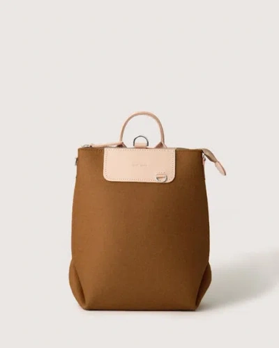 Graf & Lantz Graf Lantz Bedford Merino Wool Midi Backpack In Honey