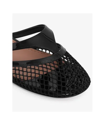 Alaïa Fishnet And Leather Flip Flops Flat Mules Shoes In Black