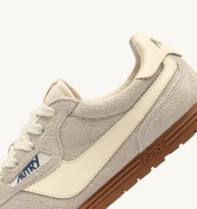 Autry Men's Windspin Low Sneakersabaga In Neutral