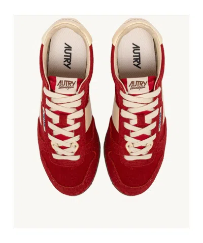 Autry Windspin Low Woman Suede Leather Sneakers In Red