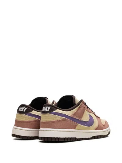 Nike Dunk Low Se Basketball Sneaker In Brown