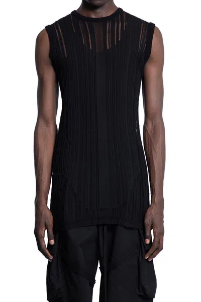 Halos Vests In Black