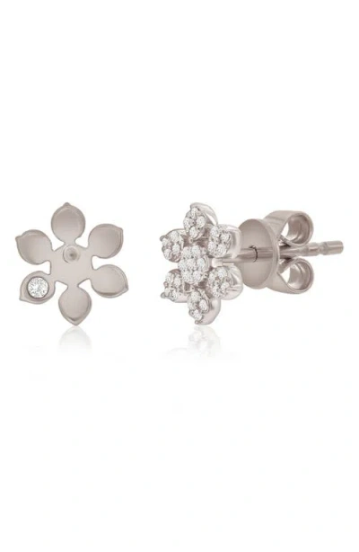 Suzy Levian Diamonds 14k Gold Pavé Diamond Snowflake Stud Earrings In White
