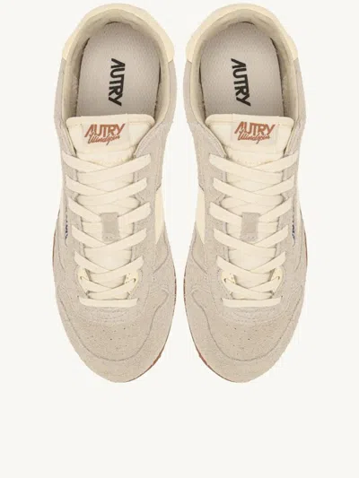 Autry 'windspin Low' Beige Sneaker With Logo On The Side And On The Heel In Suede Man In Neutral