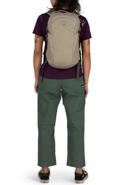 Osprey Daylite Backpack In Tan Concrete