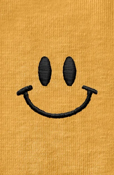 Dalix Smile Face Tee In Mustard