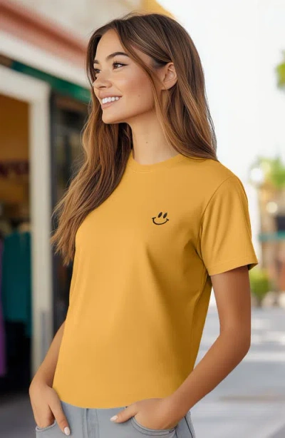 Dalix Smile Face Tee In Mustard