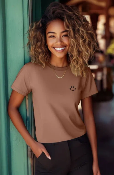 Dalix Smile Face Tee In Chestnut