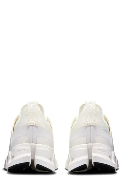 On Cloudswift 4 Running Shoe In White