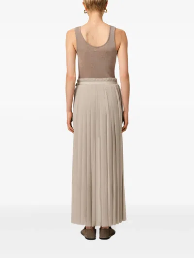 Ami Alexandre Mattiussi Ami High-waisted Pleated Skirt With Frayed Edge In Grey