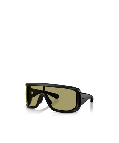 Moncler 142mm Rectangular Shield Sunglasses In Black